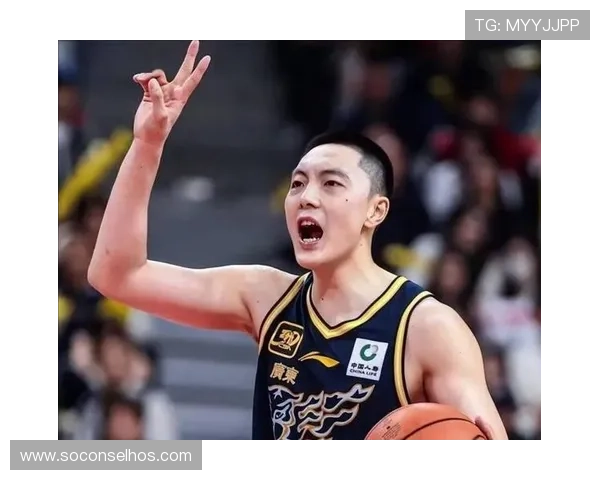 贺希宁晒照庆男篮胜利胡明轩称 贺希宁晒照庆男篮胜利胡明轩称